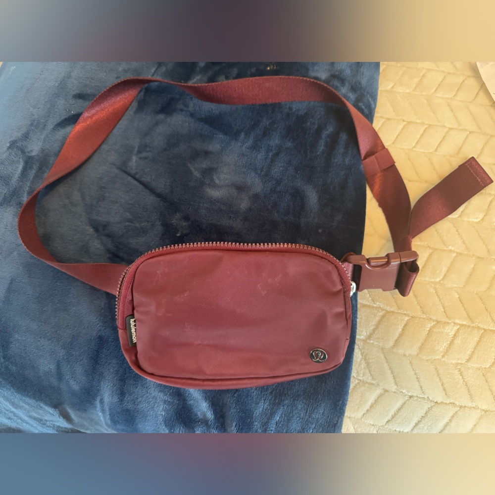 Lululemon burgundy belt bag